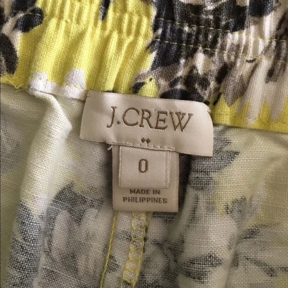 💸 SOLD :: J.Crew Yellow Floral Shorts Size 0 - Picture 5 of 7